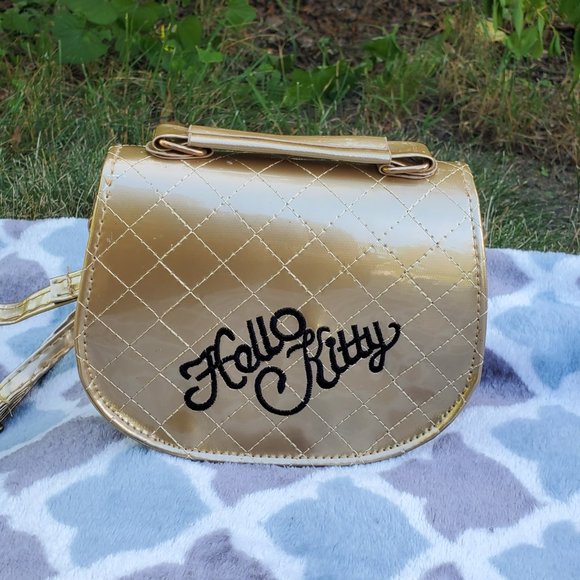 Hello Kitty Gold Faux Quilted leather Mini Bag - Picture 5 of 10